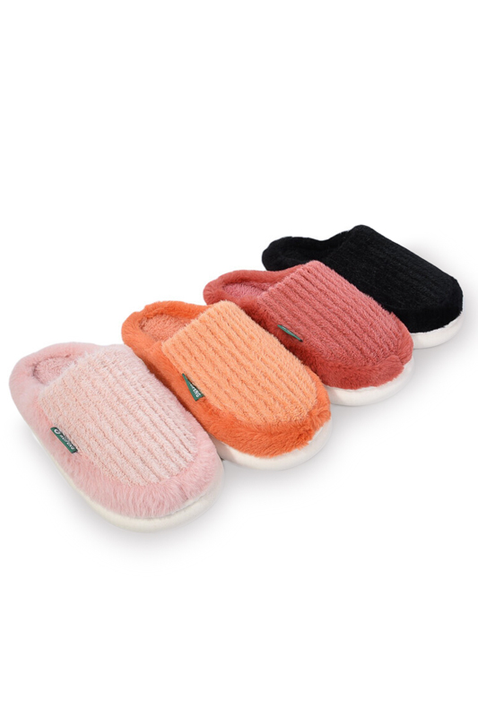 Тапочки жіночі