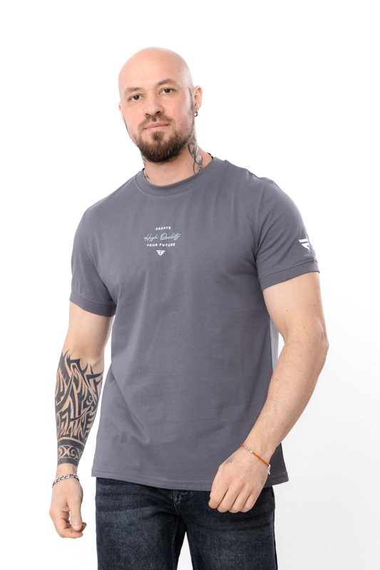 Футболка чоловіча